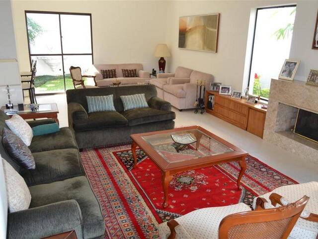 Casa para Venda em Cotia - 4