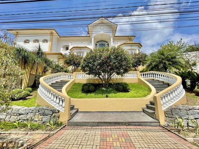 Venda em Granja Viana - Cotia